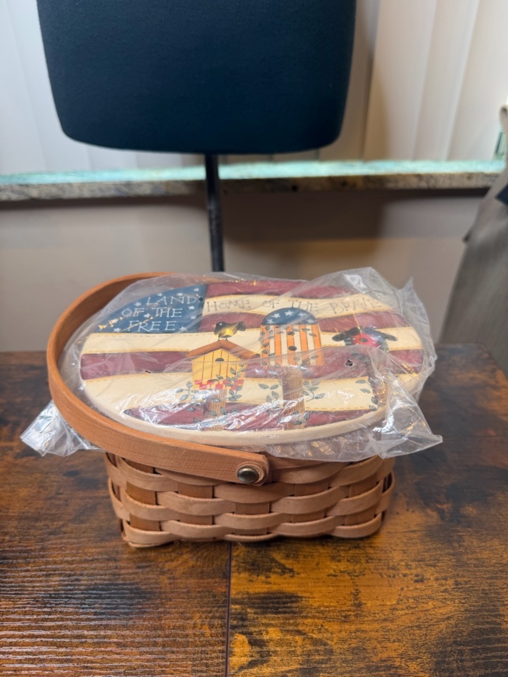 CMI HENTON BASKET & LID With Birdhouses, Home Of The Brave & Land Of The Free